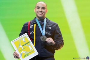 wag aa f podium sfe08235 simone ferraro ph